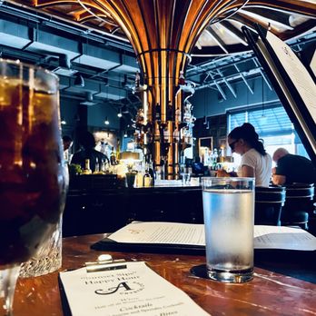 A Crystal Cove - Bar area - New American Near Me - Newport Beach, California