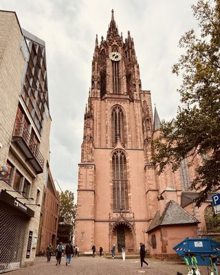Frankfurt Cathedral by null