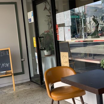 Gourmando - Outdoor seating and Parking round the back! - New American Near Me - Beverly Hills, California Gourmando - Outdoor seating and Parking round the back! - New American Near Me - Beverly Hills, California