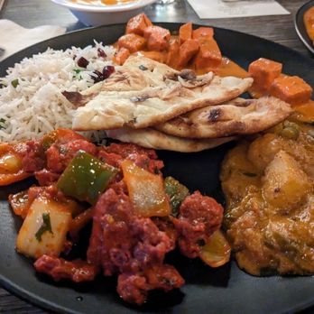 Mint Indian Bistro - Full plate - Indian Near Me - Henderson, Nevada
