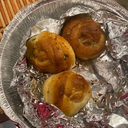 Deer Park Pizzeria - Garlic knots