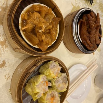 Golden Swan Restaurant - shumai, chicken feet, tripe - Dim Sum Near Me - Vancouver, British Columbia