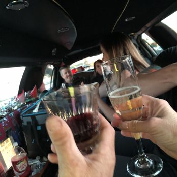 Top Travel Limousines - Limos Near Me - Tustin , California Top Travel Limousines - Limos Near Me - Tustin , California