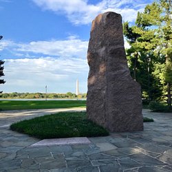 Lady Bird Johnson Park - Lyndon B. Johnson Memorial