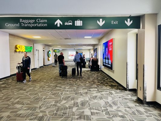 Reno-Tahoe International Airport by null