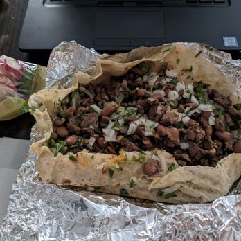 Tacos Kesly - Asada burrito (accidentally unfolded) with rice, beans, cilantro and onions - Food Stands Near Me - Los Angeles, California Tacos Kesly - Asada burrito (accidentally unfolded) with rice, beans, cilantro and onions - Food Stands Near Me - Los Angeles, California