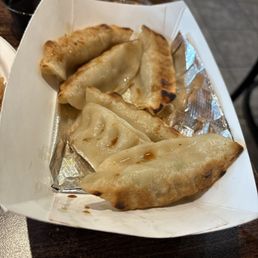 Pot stickers