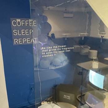 Playground Cafe - Cafes Near Me - Toronto, Ontario