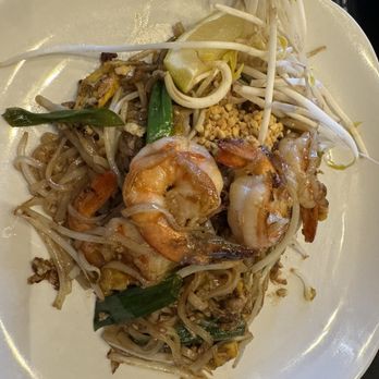 MA-SE SUSHI EATERY - Shrimp pad Thai - Sushi Bars Near Me - Longwood, Florida MA-SE SUSHI EATERY - Shrimp pad Thai - Sushi Bars Near Me - Longwood, Florida
