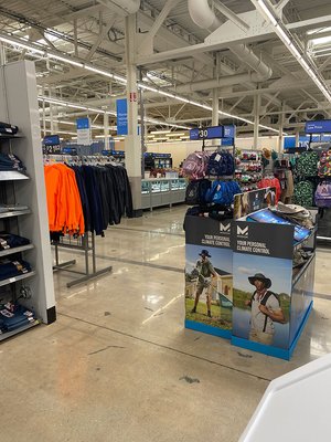 Walmart Supercenter by null