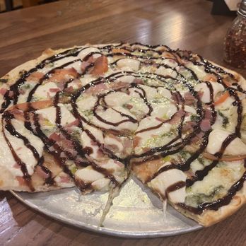 Olis Italian Eatery - Caprese pizza - Italian Near Me - West Boylston, Massachusetts Olis Italian Eatery - Caprese pizza - Italian Near Me - West Boylston, Massachusetts
