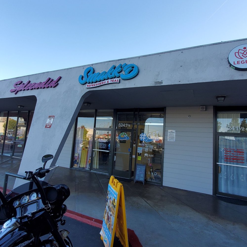 Smakk'D Refreshers & Teas - Outside - Coffee & Tea Near Me - Lakewood, California Smakk'D Refreshers & Teas - Outside - Coffee & Tea Near Me - Lakewood, California