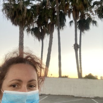 Red Diamond Yoga - Outdoor yoga rooftop yoga with palm trees - Yoga Near Me - Los Angeles, California Red Diamond Yoga - Outdoor yoga rooftop yoga with palm trees - Yoga Near Me - Los Angeles, California