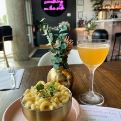 Side Pony - Banana Daiquiri and Mac and Cheese