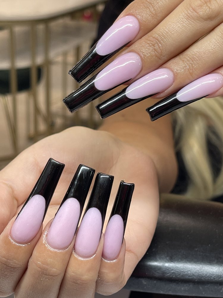 Nail art by Rossy Logo