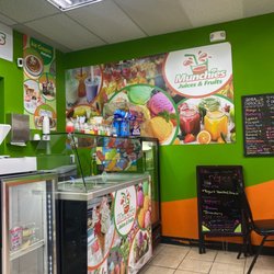 Munchie’s - Counter area