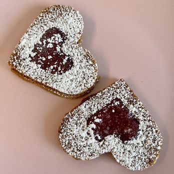 Jean-Georges - Linzer heart cookies - French Near Me - New York, New York