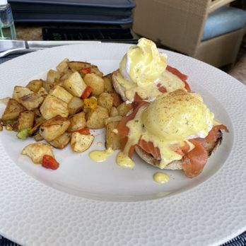 Coliseum Pool and Grill - Salmon Benedict - New American Near Me - Newport Coast, California Coliseum Pool and Grill - Salmon Benedict - New American Near Me - Newport Coast, California
