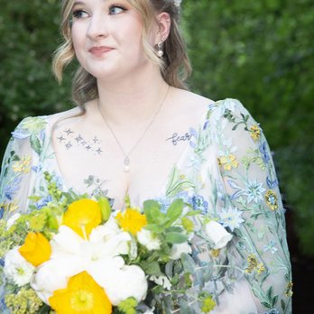 Flora & Lane - Bridal Near Me - Chicago, Illinois Flora & Lane - Bridal Near Me - Chicago, Illinois