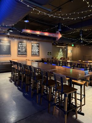 The Public House by null
