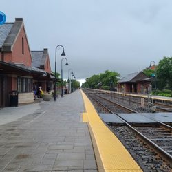 Metra Metropolitan Rail