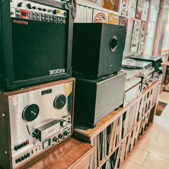 Vinyl Cafe - Record Players Inside - Coffee & Tea Near Me - Ames, Iowa