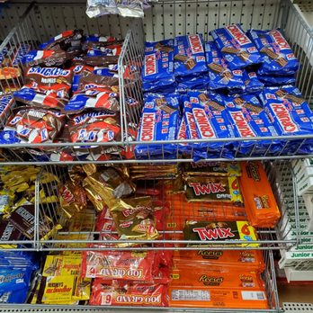 Dollar Tree - Discount Store Near Me - Chicago, Illinois
