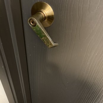 Wingate by Wyndham Memphis East - Rusted door handle - Hotels Near Me - Memphis, Tennessee Wingate by Wyndham Memphis East - Rusted door handle - Hotels Near Me - Memphis, Tennessee
