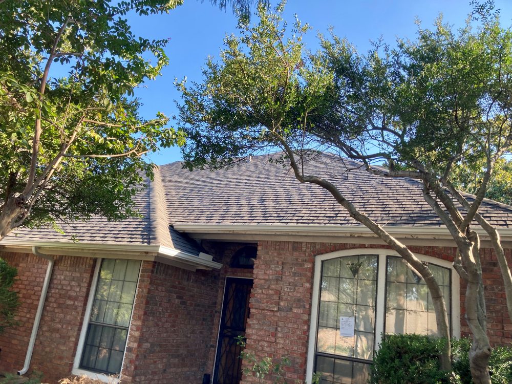 Slide of Lon Smith Roofing & Construction