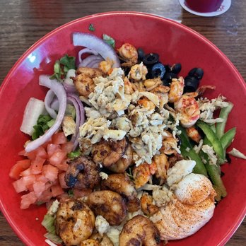 Uncle T's Oyster Bar - House salad with grilled shrimp, crabmeat & crawfish - Bars Near Me - Scott, Louisiana Uncle T's Oyster Bar - House salad with grilled shrimp, crabmeat & crawfish - Bars Near Me - Scott, Louisiana