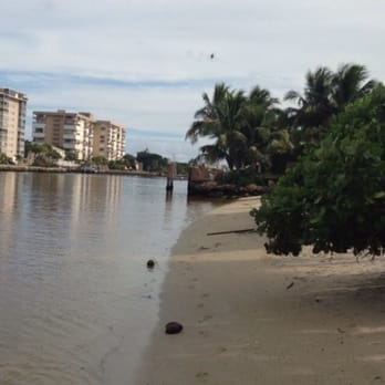Degroff Park - Parks Near Me - Lighthouse Point, Florida