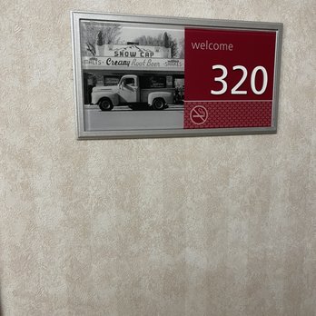 Hampton Inn Henderson - My room - Hotels Near Me - Henderson, North Carolina