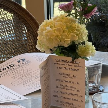 Le Mazet - Wine Bars Near Me - West Hartford, Connecticut