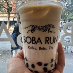 Peach oolong milk tea with boba Peach oolong milk tea with boba