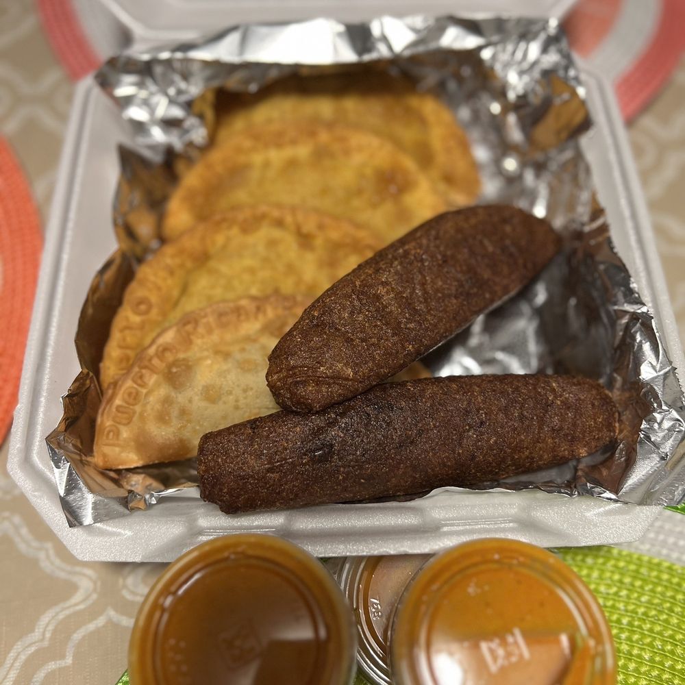 Puerto Rican Pete's - Empanadas and Alcapurrias - Puerto Rican Near Me - Surprise, Arizona Puerto Rican Pete's - Empanadas and Alcapurrias - Puerto Rican Near Me - Surprise, Arizona