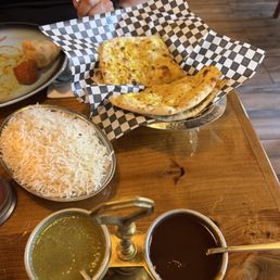 Garlic Naan, basmati rice Garlic Naan, basmati rice