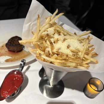 Morton's The Steakhouse - Steakhouses Near Me - Toronto, Ontario Morton's The Steakhouse - Steakhouses Near Me - Toronto, Ontario
