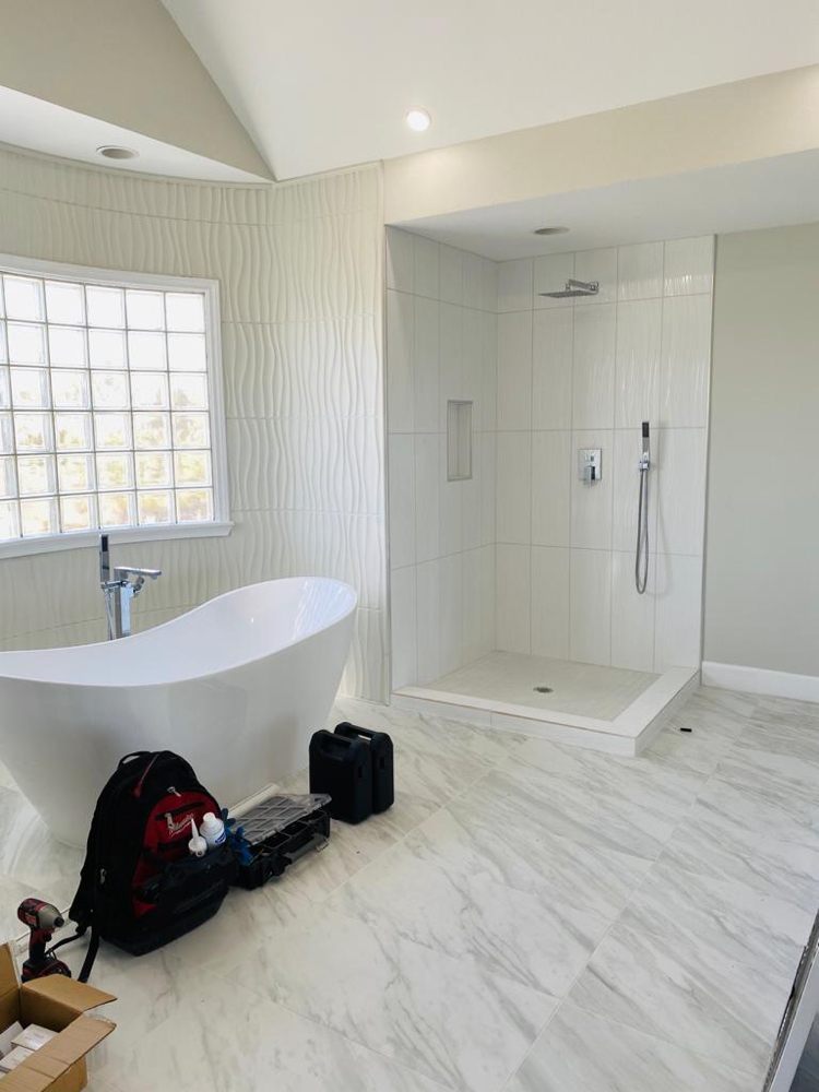 ERB GLASS & MIRROR Updated June 2024 17 Photos 13333 West Rd