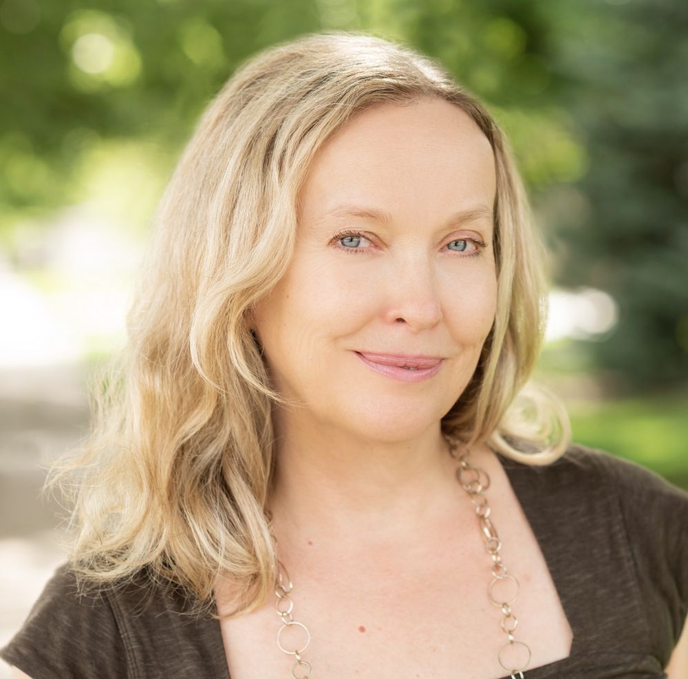 RENATA Contact Agent 1 Grant Square, Hinsdale