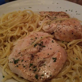 Petrillo's Pizza - Chicken breast over linguine - Pizza Near Me - San Gabriel, California