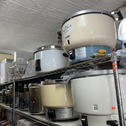 Premium Kitchen Supplies - Large commercial gas and electric rice cookers