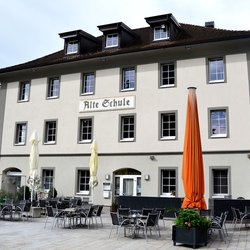 Cafe-Restaurant Alte Schule - Von außen sehr nett