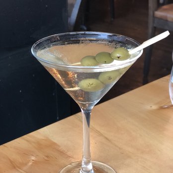 Radius - Lounges Near Me - Hamilton, Ontario