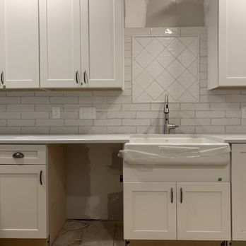 Sun Valley Home Remodeling - New backsplash - General Contractors Near Me Sun Valley Home Remodeling - New backsplash - General Contractors Near Me
