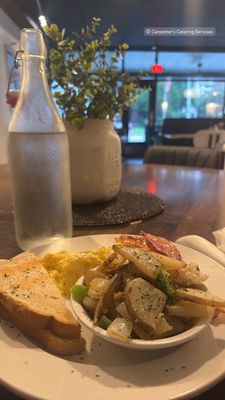 Carpenters Cafe & Catering by null