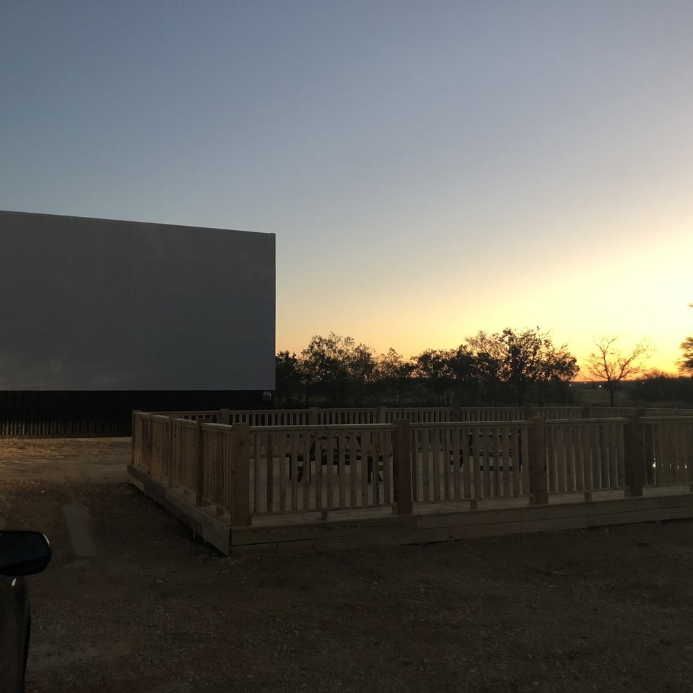 Doc's Drive In Theatre - Outdoor Movies Near Me - Buda, Texas