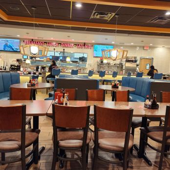 Denny's - Diner - Breakfast & Brunch Near Me - Cathedral City, California
