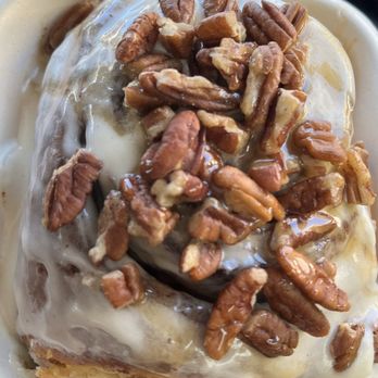 All About The Cinnamon - The Cardi - Desserts Near Me - Sherman Oaks, California