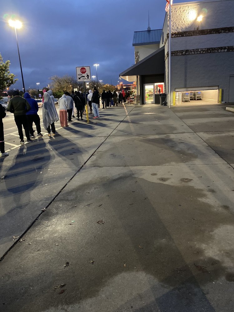 WALMART SUPERCENTER Updated September 2024 30 Photos & 63 Reviews