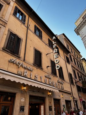 Alfredo alla Scrofa Restaurant by null